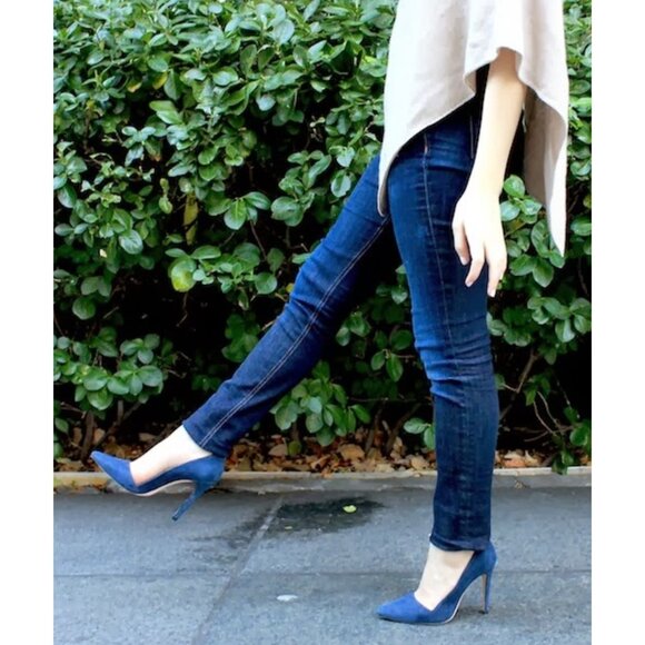 Alice & Olivia Navy Blue Suede Pointed-Toe Stiletto Heels - Picture 3 of 11